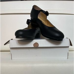 Women Folklorico black dance shoes size 6.5